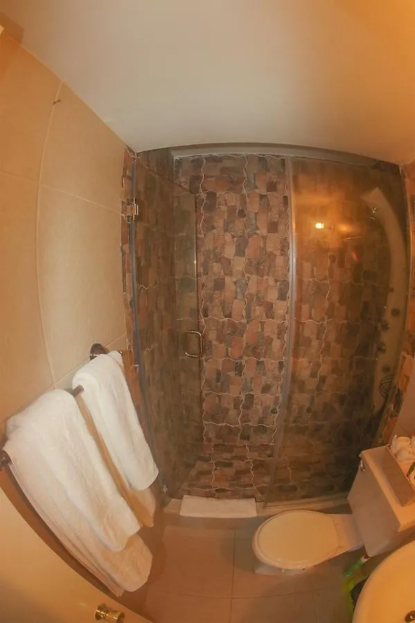 Beach Side Suite At Turtle Towers Ocho Rios